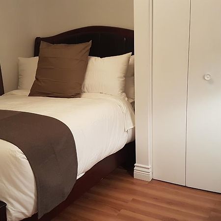 Three-Bedroom Apartment Sweet #6 By Amazing Property Rentals Gatineau Ngoại thất bức ảnh